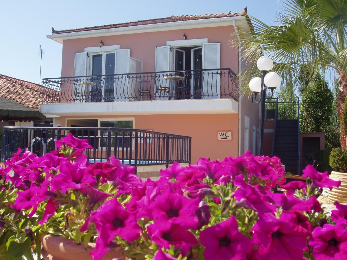 لاغاناس Paradise Apartments المظهر الخارجي الصورة