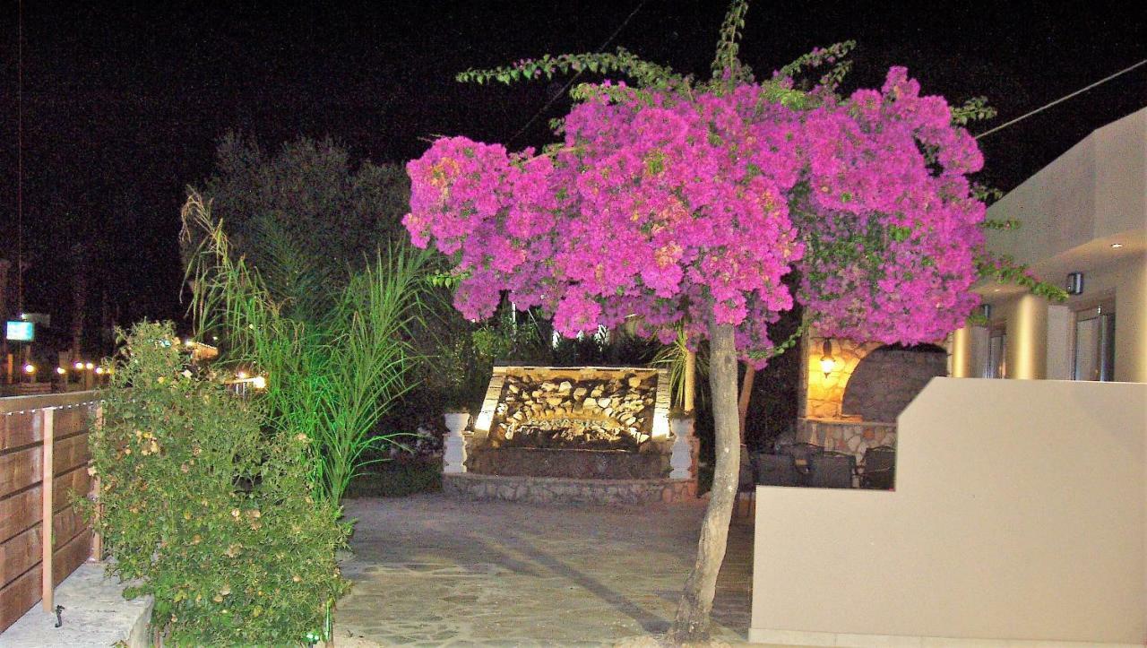 لاغاناس Paradise Apartments المظهر الخارجي الصورة